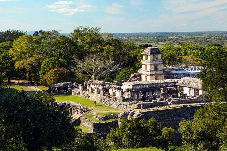 Meksyk :: Palenque, miasto w środku&nbsp;dżungli
